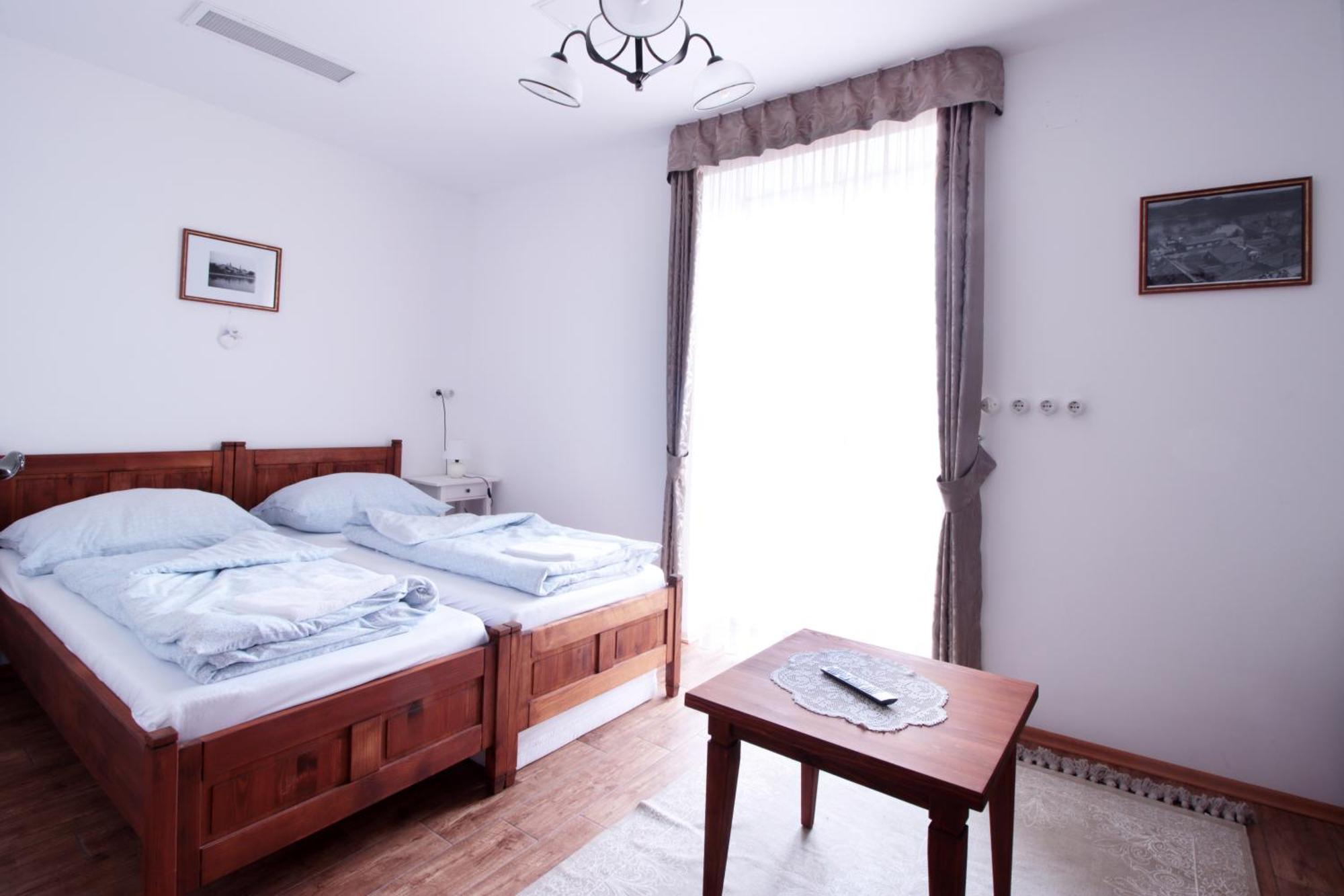 Szazesztendos Reveszhaz Apartman Szigetmonostor Exterior foto